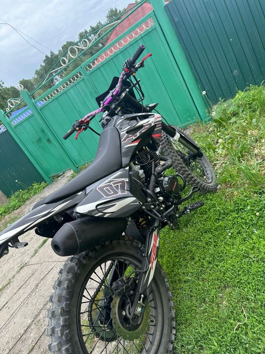 Продам эндуро 300