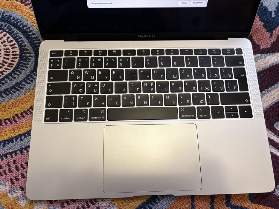 Macbook Air 13 2019 A1932
