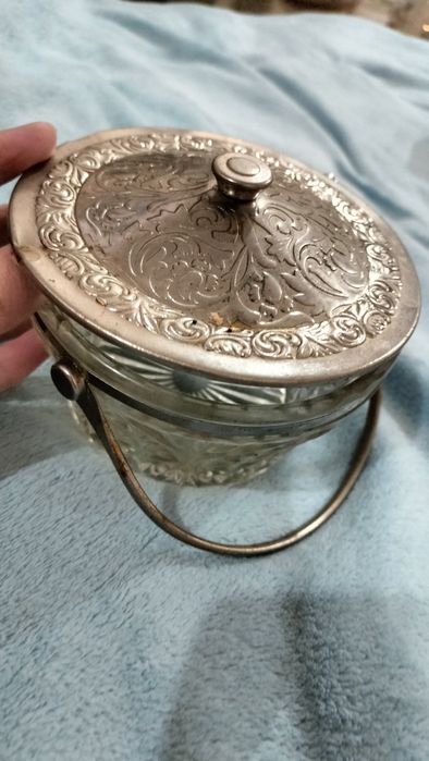 Продам конфетницу СССР