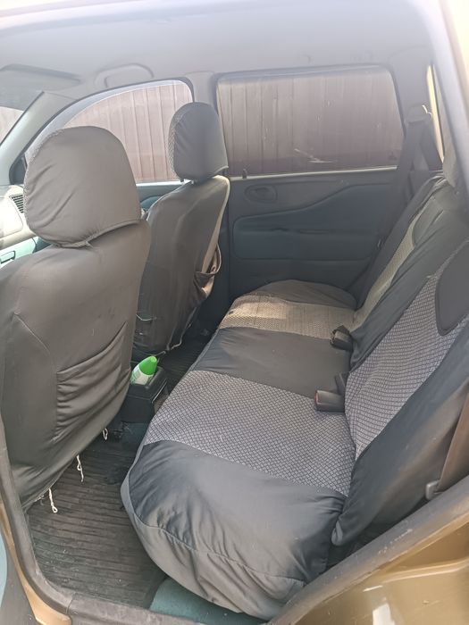 Продам машину Mitsubishi space star