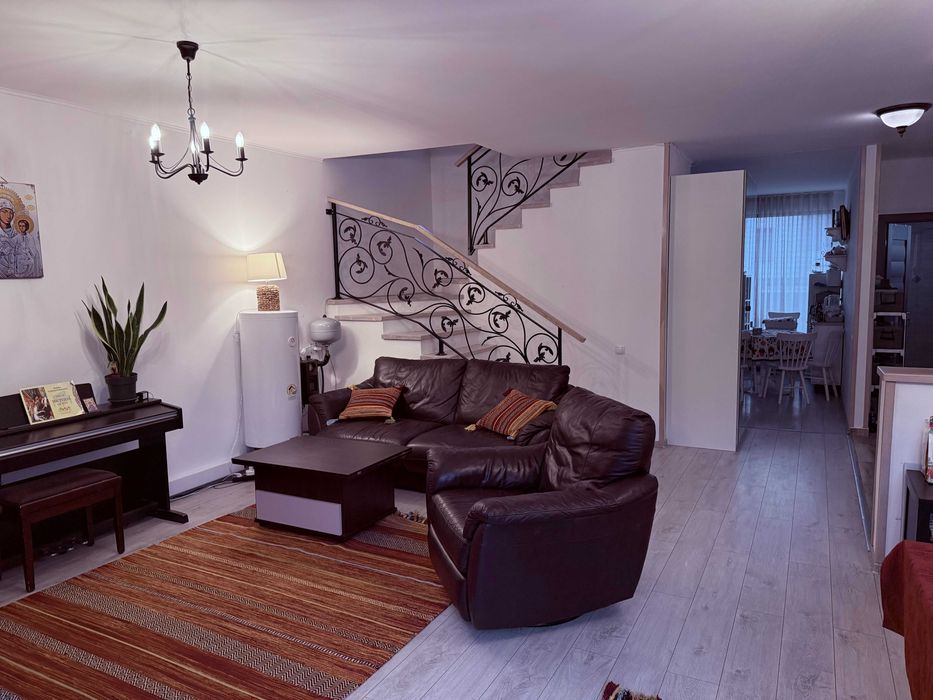 Duplex WhiteHouse, 3 dormitoare, langa padure, Vivo, Metro