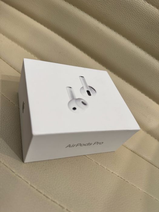 Casti APPLE AirPods Pro 3, True Wireless, Bluetooth, In-Ear
