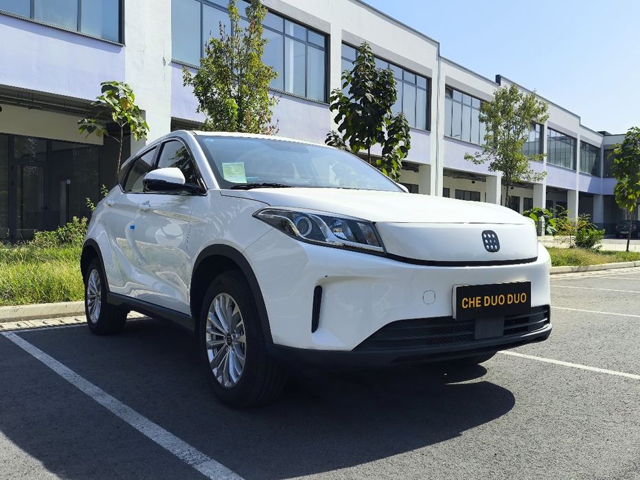Dongfeng LanDianE3 elektromobil
