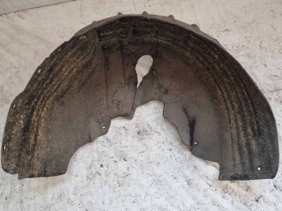 Carenaj roata dreapta spate Volkswagen Golf 6 plus (2009-2014) 5K0810972D