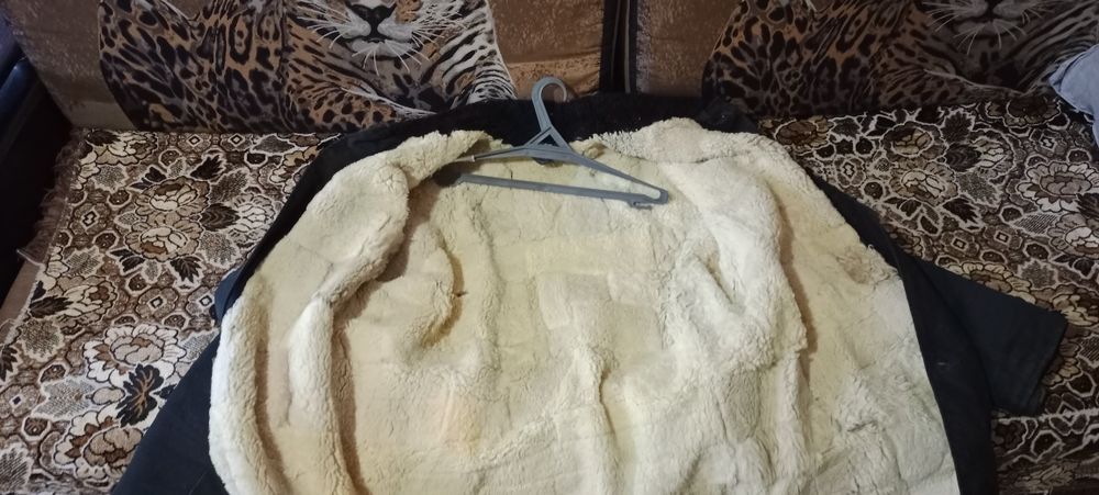 Куртки  утеплит-е.