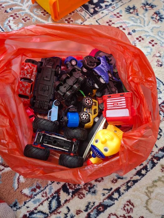 Пакет с игрушками