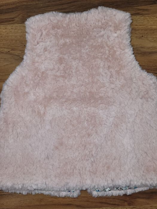 Пухен елек Zara, 12-18 месеца