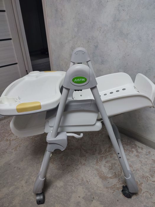 Стульчик для кормления Justin