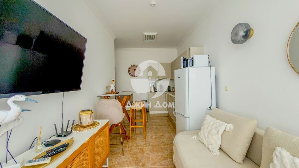 Продава се Двустаен апартамент в Свети Влас - 62 кв.м за 1111 €/кв.м - Снимка #1