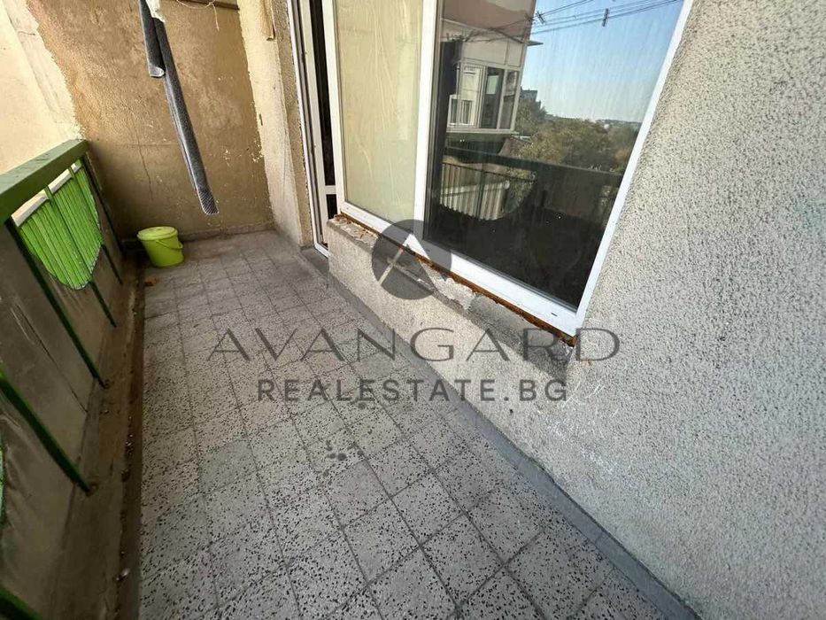 Продава се Тристаен апартамент в Пловдив, Тракия - 92 кв.м за 1196 €/кв.м - Снимка #8