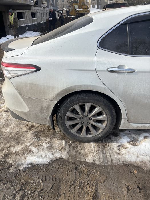 Продам комплект дисков на камри 70