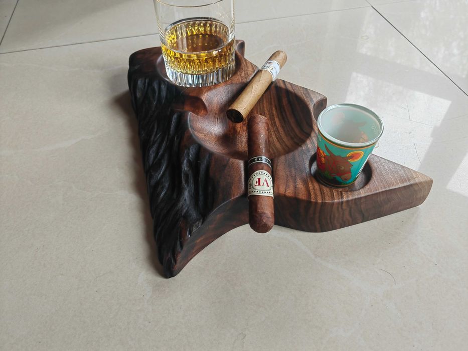 Арт пепелник за пури