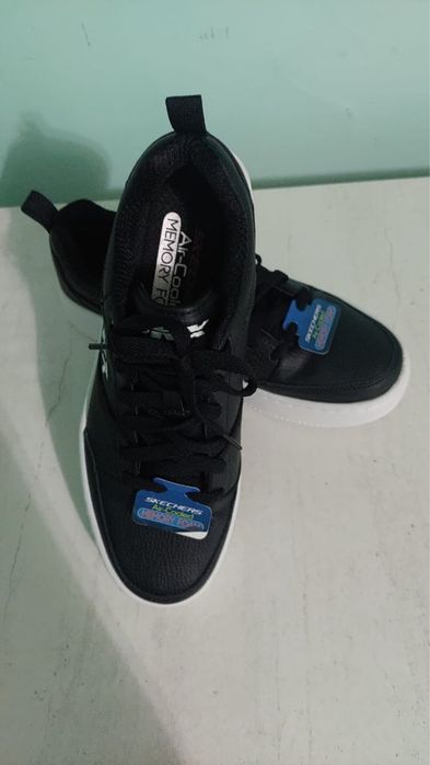 Красовка Скечерс