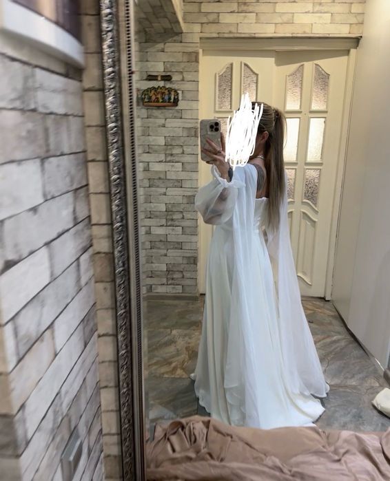 Белое свадебное платье, для никях/  на роспись в загс помолвки