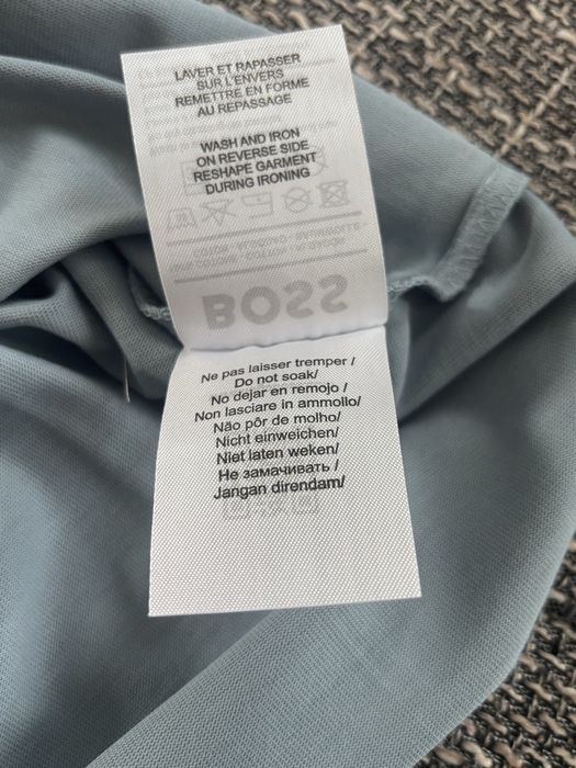 Vand tricou boss nou fara eticheta stare perfecta