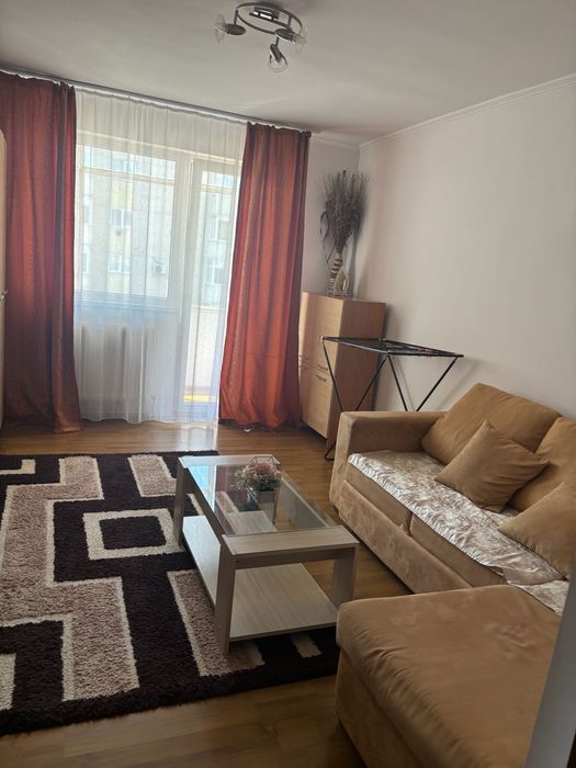 Inchiriere apartament cu 2 camere Dambu