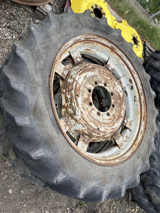 Roti tractor 13.6 -R38