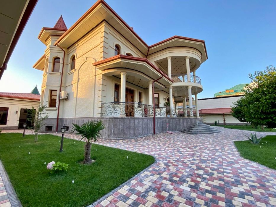 Дом 12 соток  Махалля Амир Темур Мирзо-Улугбекский район