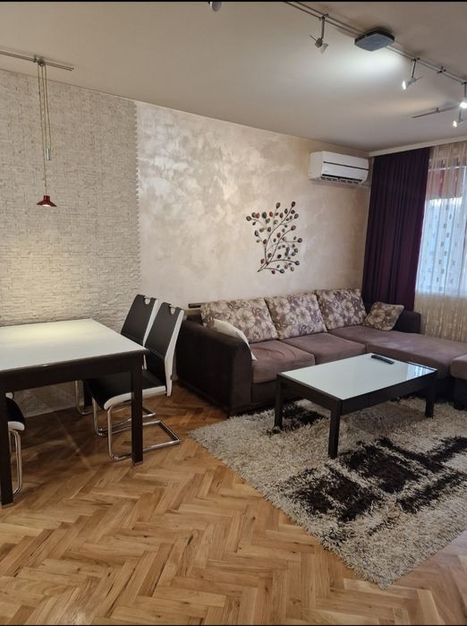 Дава се под наем Двустаен апартамент в Варна, Бриз - 68 кв.м за 498.27 € - Снимка #2