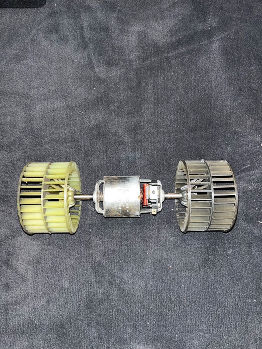 Части за BMW E30