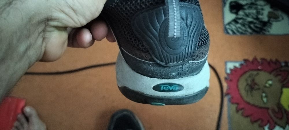 Adidasi vară teva nr 45,tălpic interior de 29.5cm
