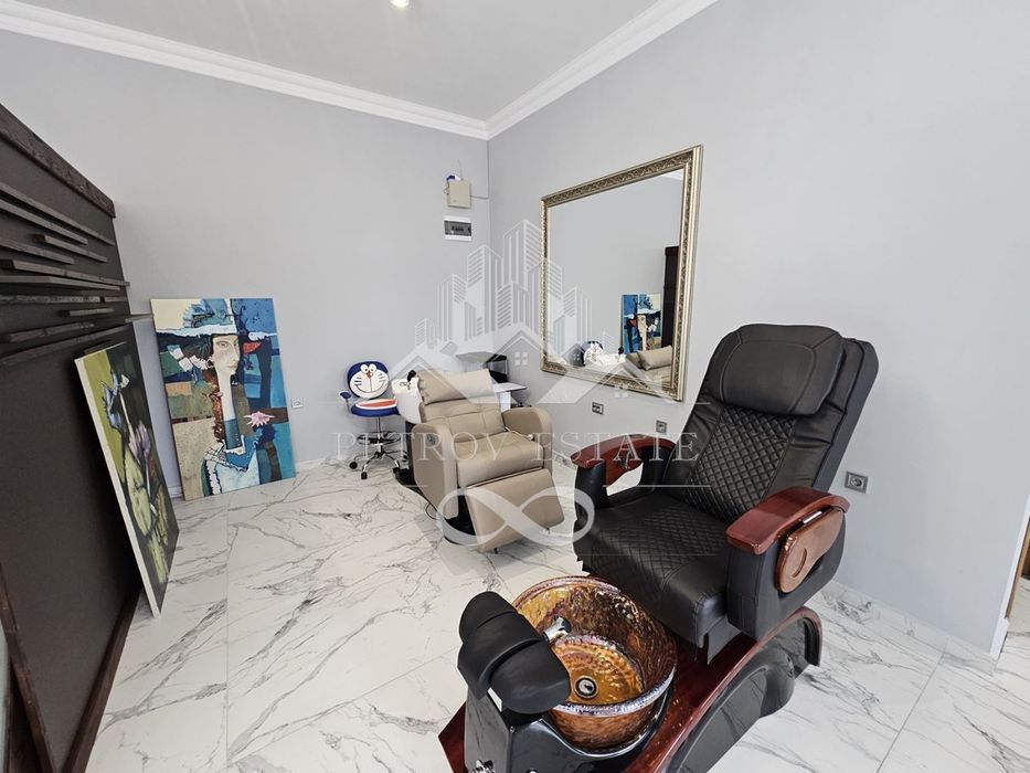 Продава се Магазин в Велинград - 61 кв.м за 2010 €/кв.м - Снимка #5