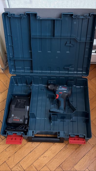 Винтоверт и зарядно Bosch