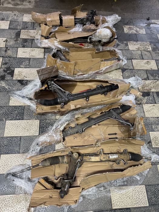 Рулевая  рейка на бмв Е39 Х5 Е53 Е60