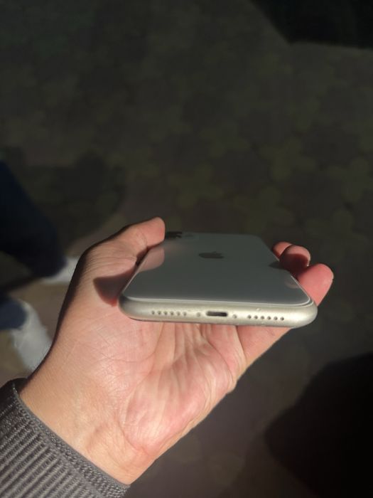 Продается Iphone 11 128GB