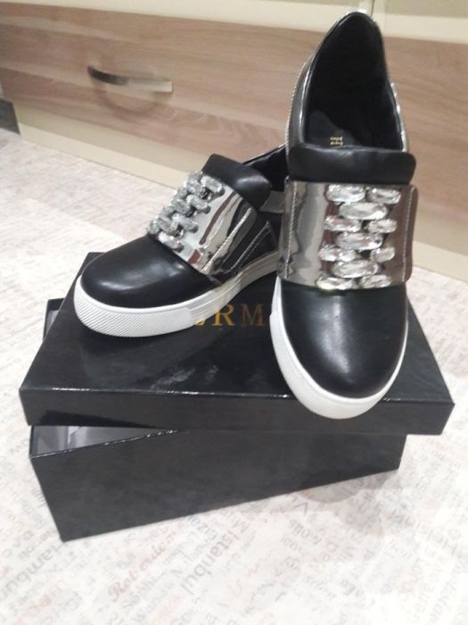 Слипоны, кеды, женская обувь