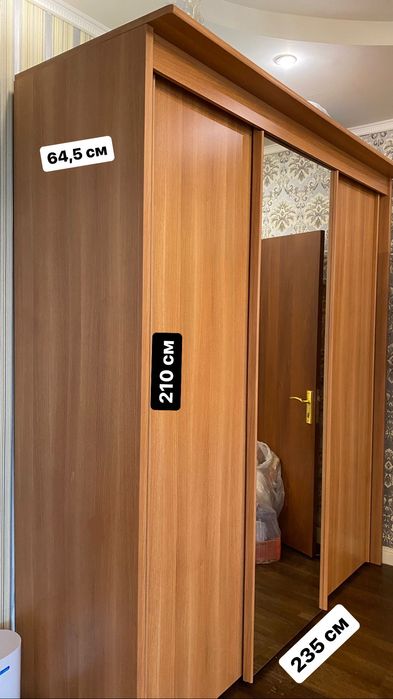 Шкаф купе с зеркалом