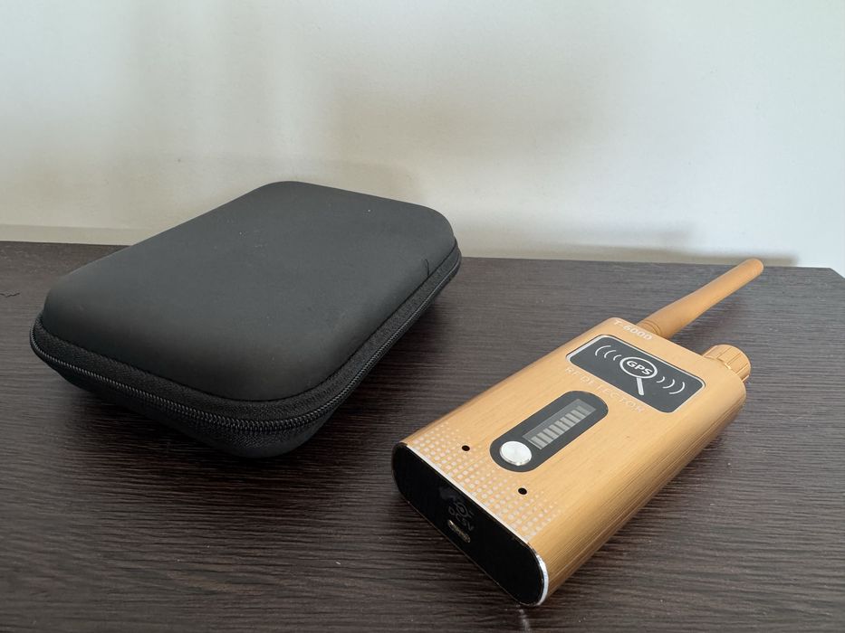 Детектор за GPS и шпионски устройства