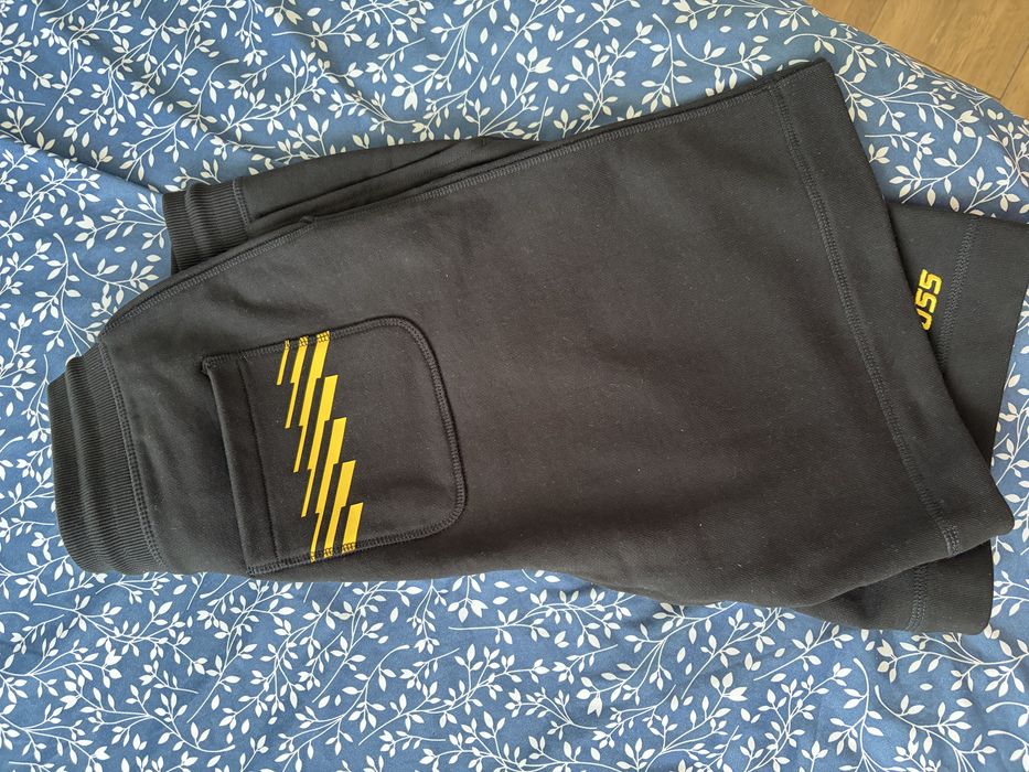Pantaloni scurti Boss M