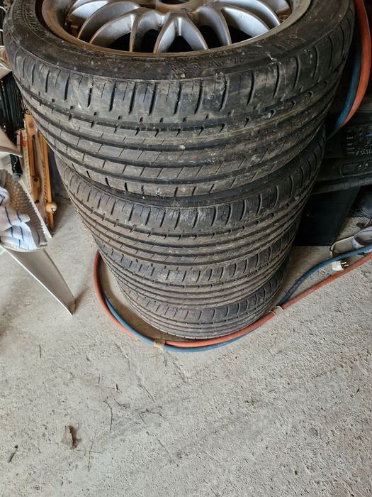 Scule de vânzare folosite secând habd