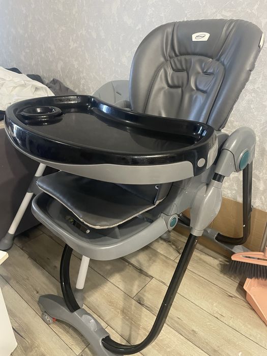 Продам стульчик для кормления