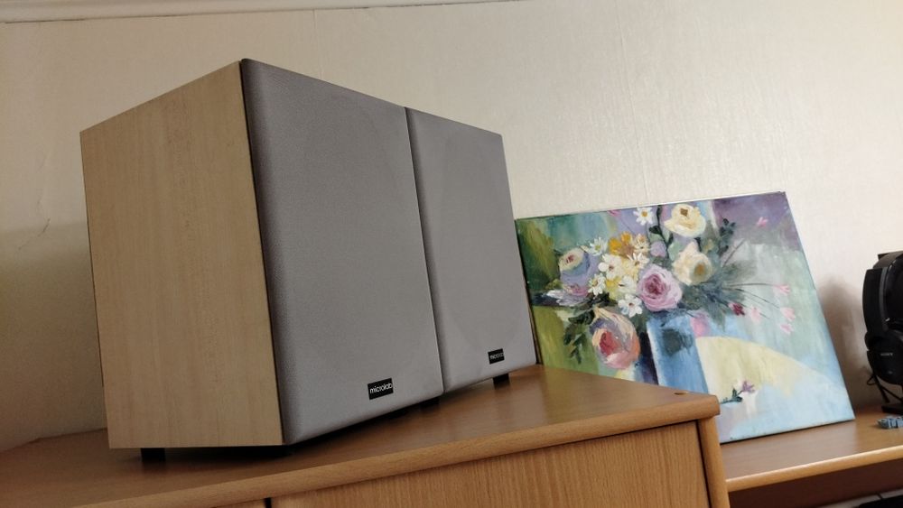 Колонки . mikrolab  pro 2.