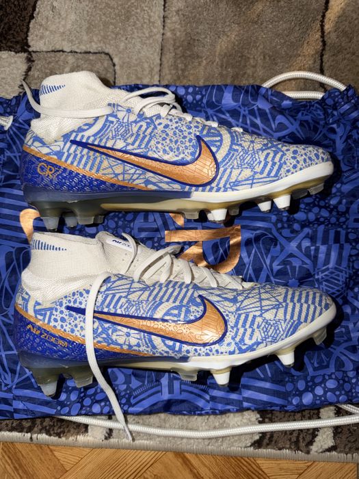 Ghete fotbal Nike mercurial