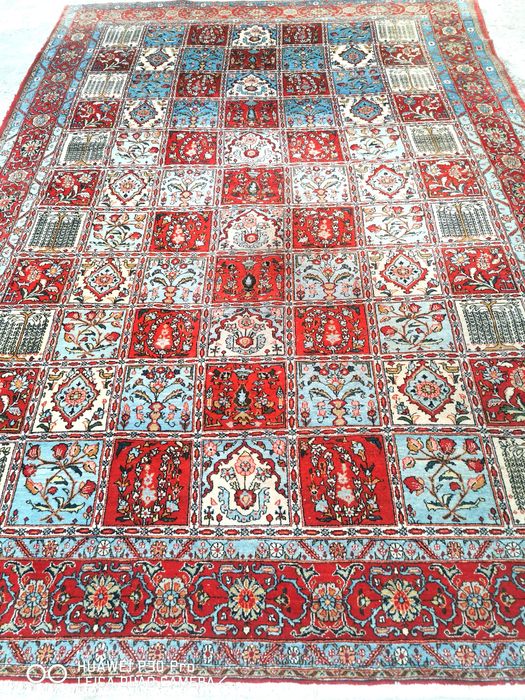 Ръчно Тъкан Оригинален Персийски Вълнен Килим