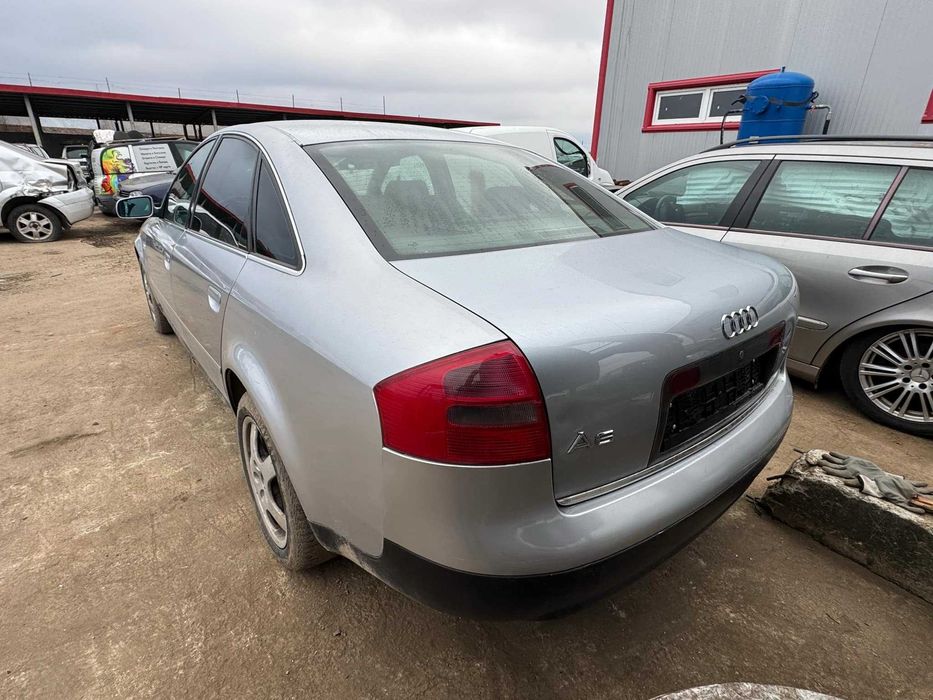 Ауди А6 1999год.