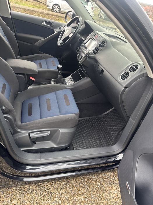 Vand Vw Tiguan 4x4 ! Impecabil !! 159000 km !
