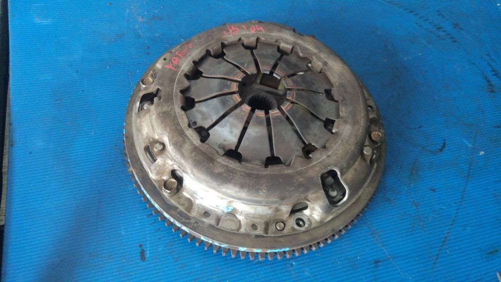 kit ambreiaj volanta masa fixa toyota yaris 1.3 b 1sz-fe disc 7,7 mm