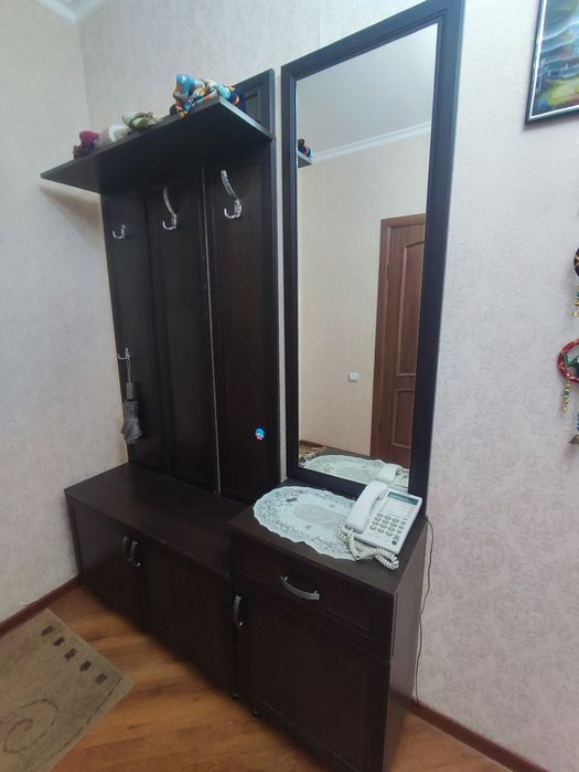 Продам мебель для прихожейю