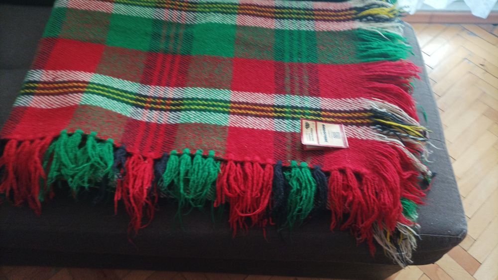 Продавам китеник и родопско одеало