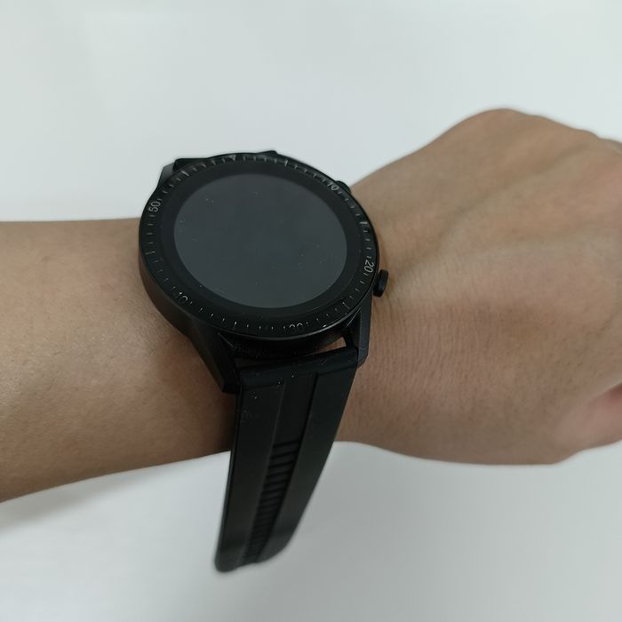 Продам часы новые мужские 13000