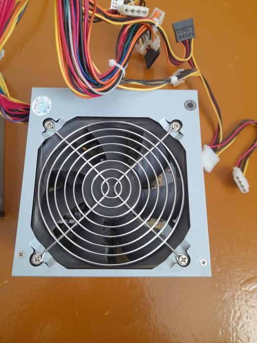 Блок питания компьютера