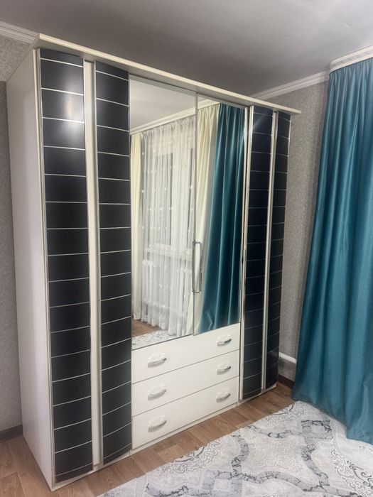 Спальний гарнитур продам