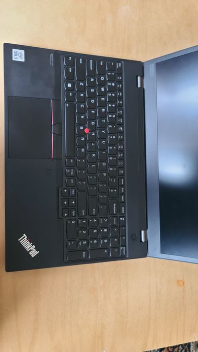 Lenovi thingpad t15 i5 8/256