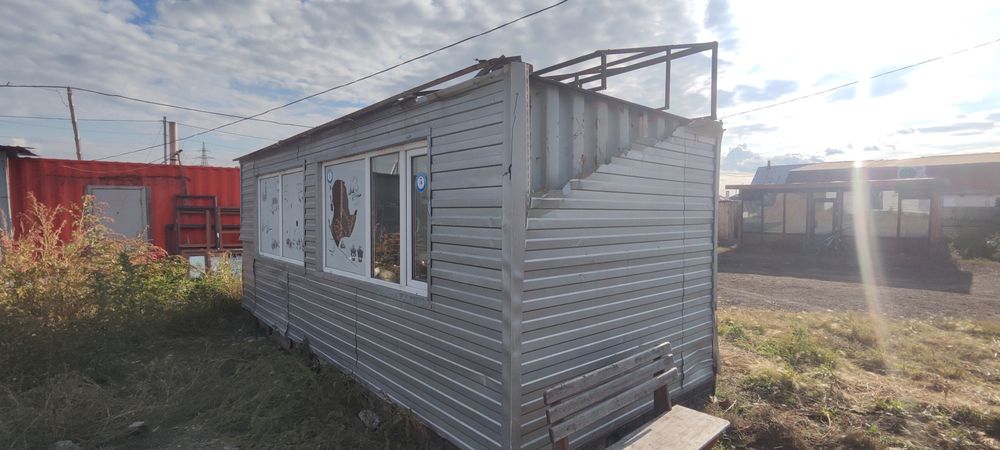 Продам утеплённый контейнер 20