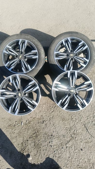 Диски + 2 покрышки в подарок