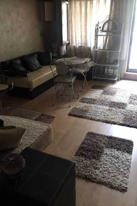 Тристаен апартамент Кършияка